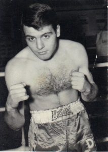 DIXIE DEAN (Feisty Featherweight from the Sixties)